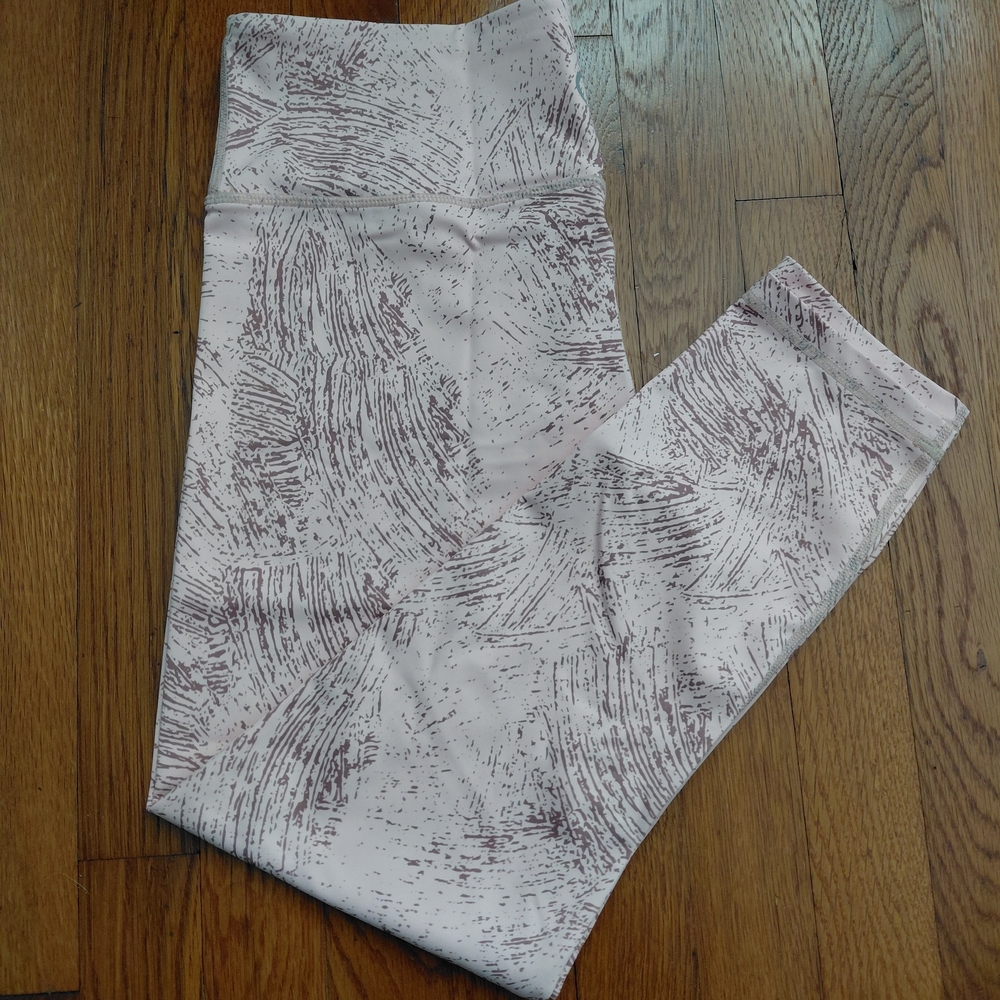 ZYIA Activewear in Pink